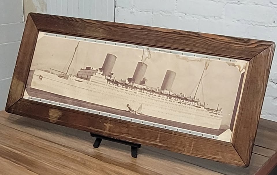 RMS Empress of Britain Brochure Frame - photo 2