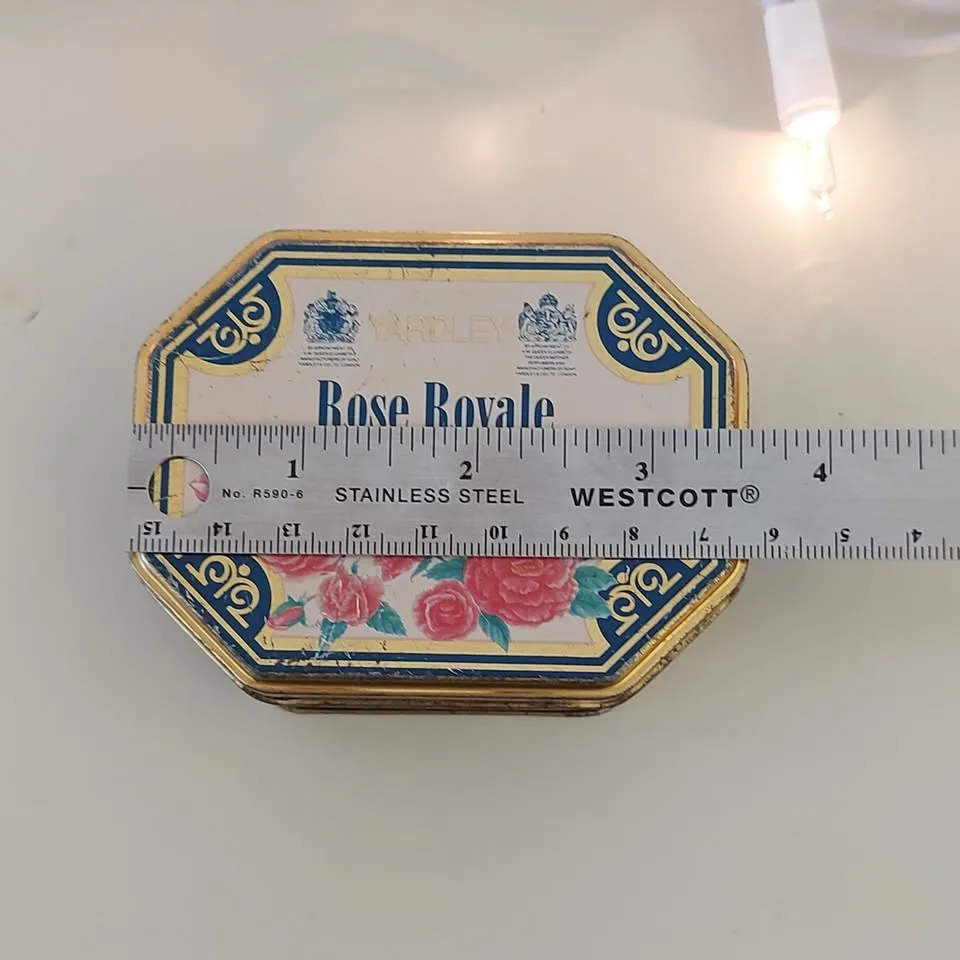vintage 1986 Yardley Rose Royal perfumed Soap Box tin image indicator(8)