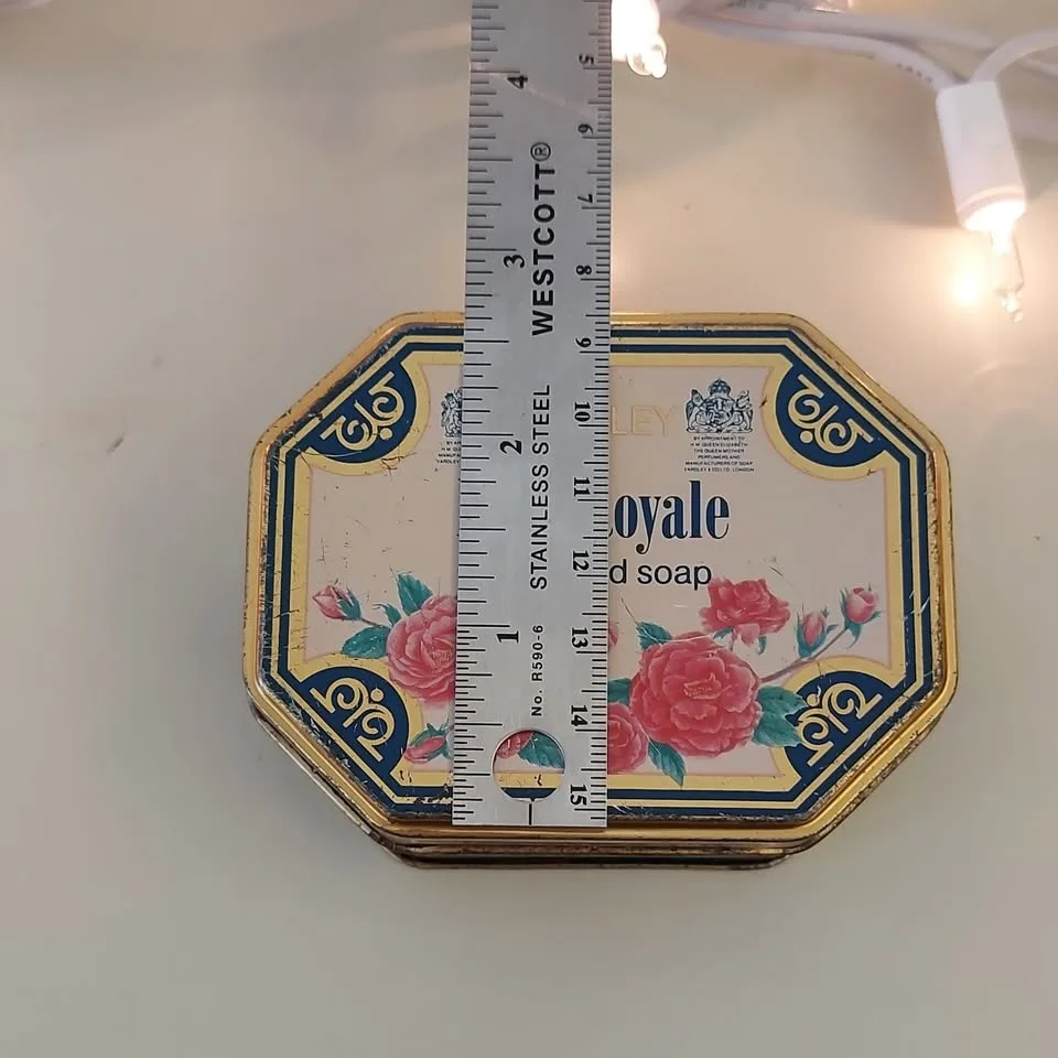 vintage 1986 Yardley Rose Royal perfumed Soap Box tin image indicator(9)