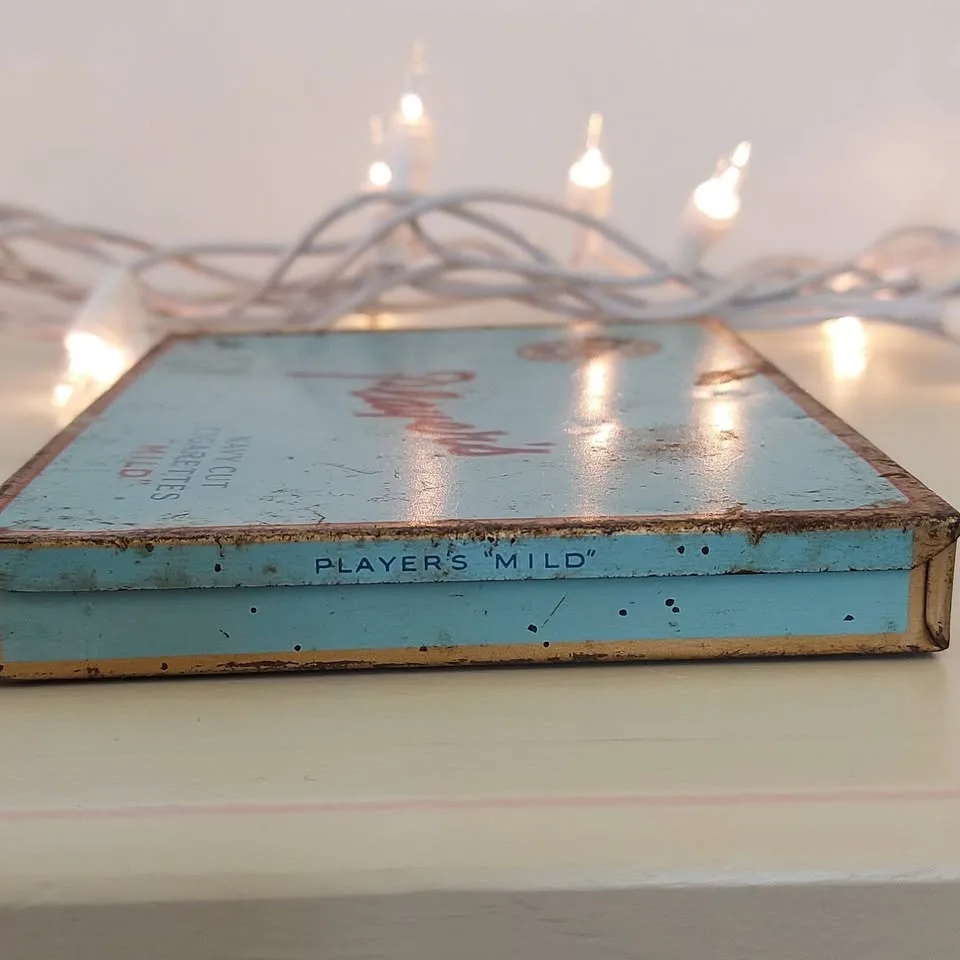 Player's Navy Cut Steel Tin image indicator(3)