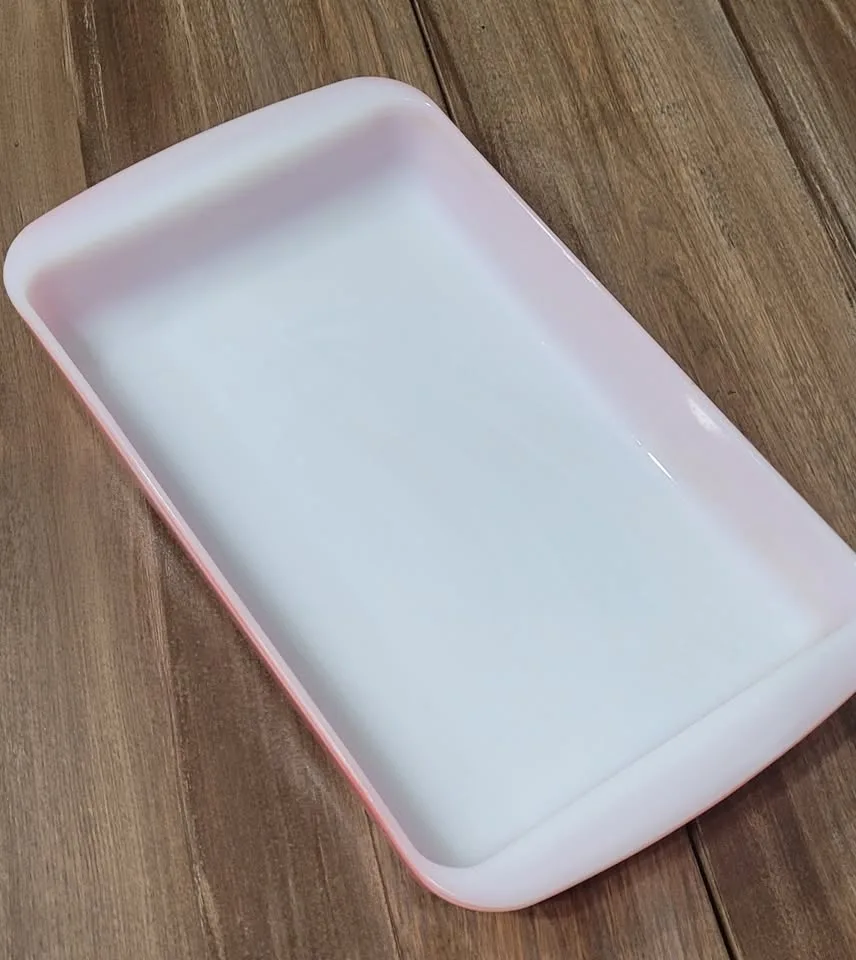 Rare Pyrex Flamingo Pink 2 quart Baking Dish 232 image indicator(5)