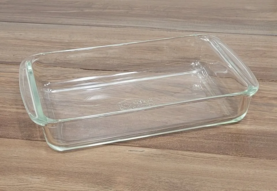 Vintage Pyrex 1.5 Quart Baking Dish 231 image indicator(4)