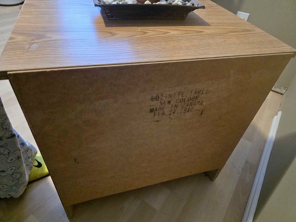 Solid wood Nightstand