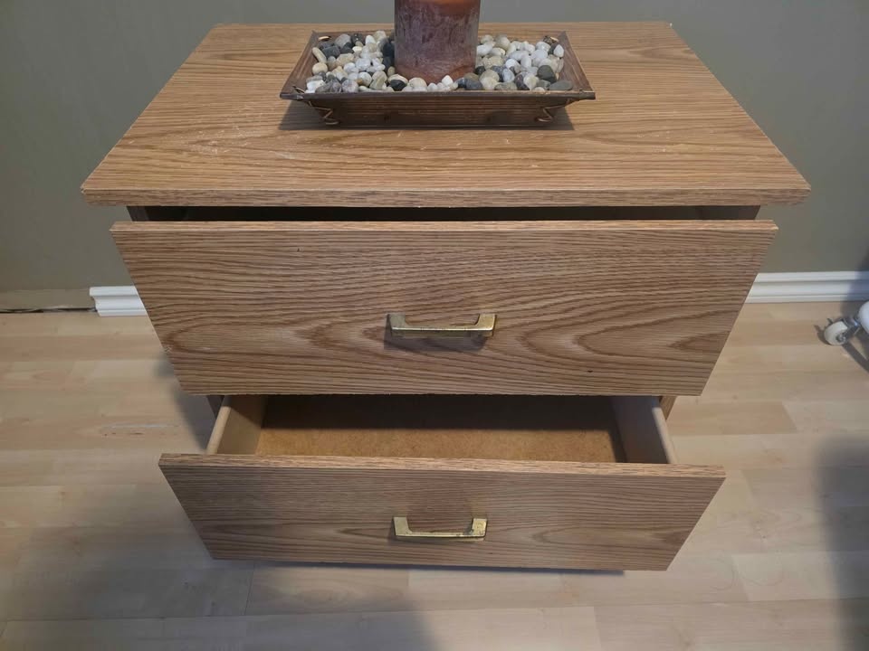 Solid wood Nightstand - photo 2