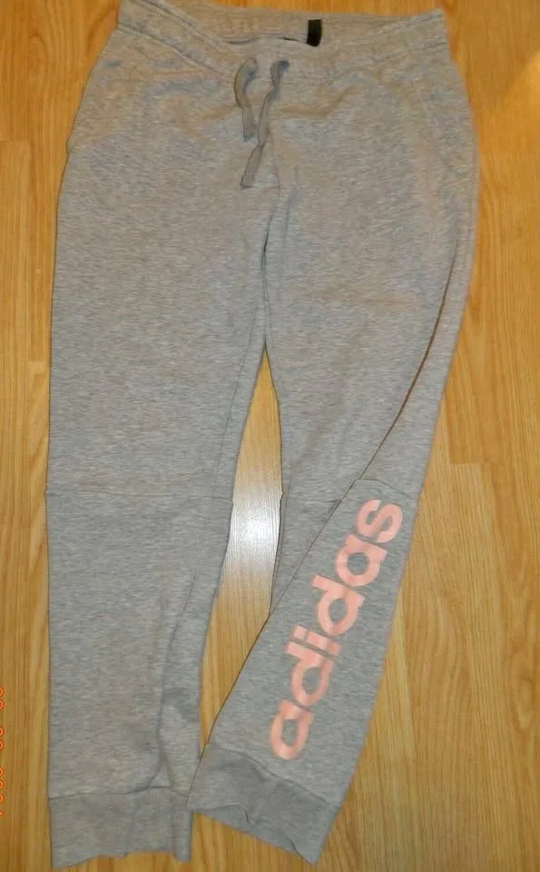 GIRLS ADIDAS TRACK PANT..SIZE 16-18...EUC