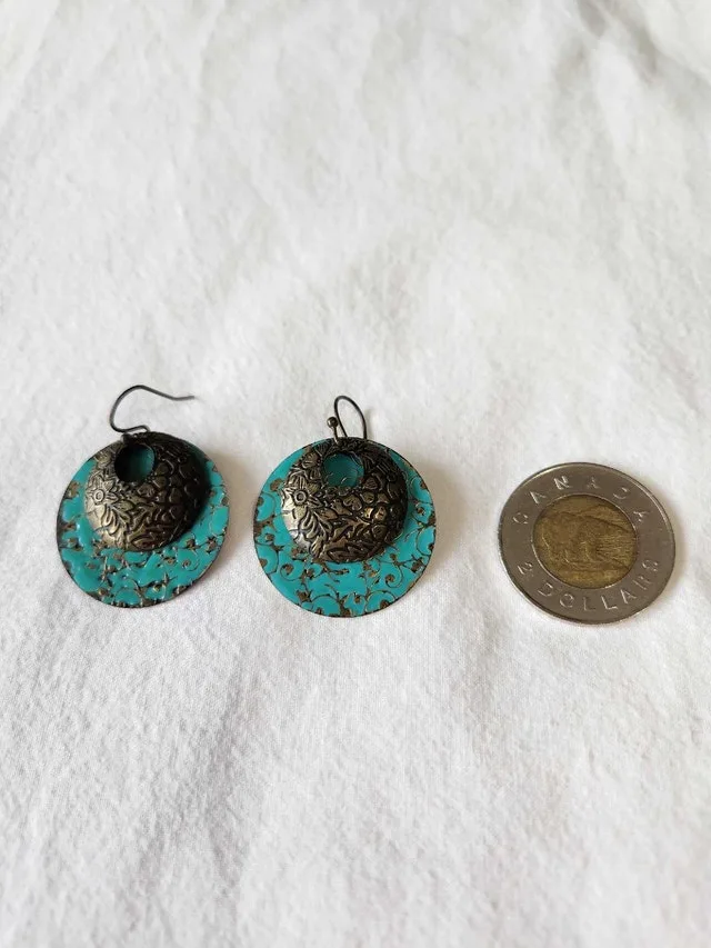 Turquoise Earrings image indicator(2)