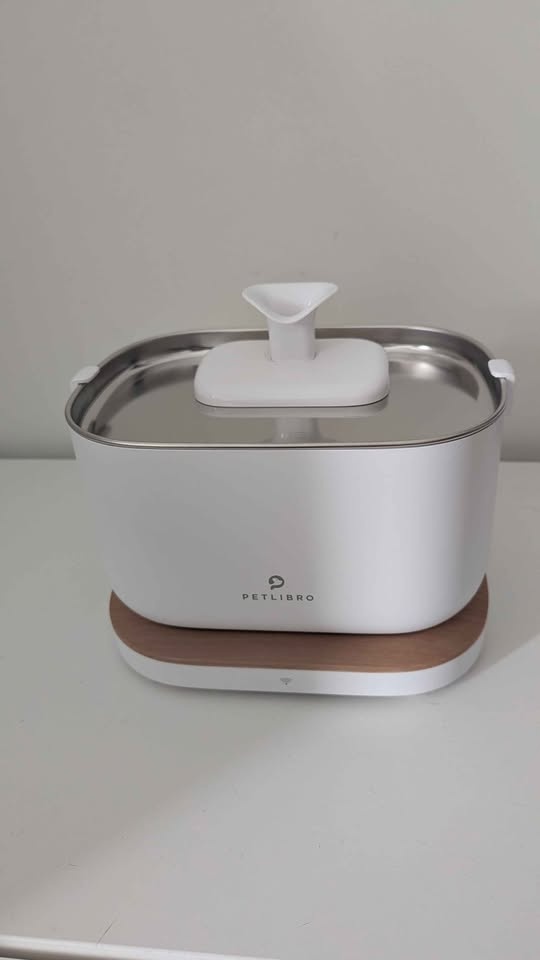 Smart Cat Water Fountain + Extra Filters - photo 3