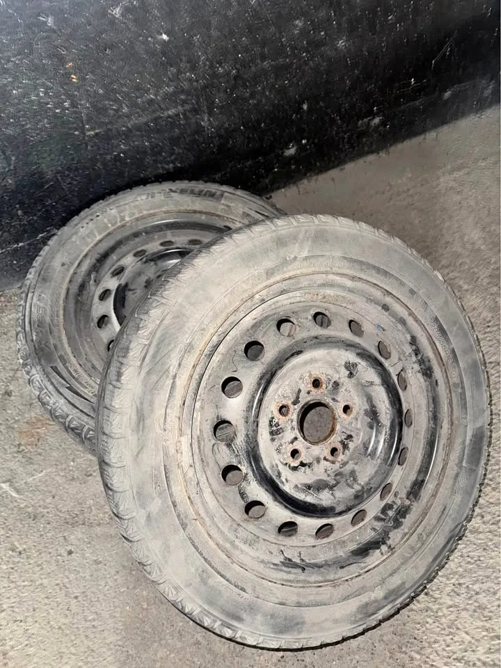 Michelin X-Ice X12 Rear Winter Tires With Steel Rims