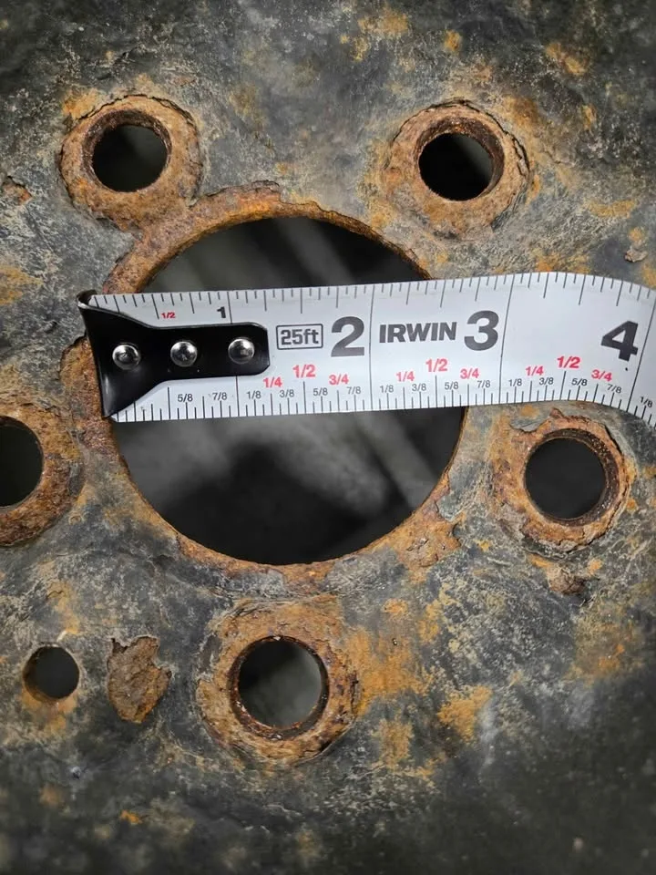 Extreme Grip Winter Tires- 215/60R16 image indicator(10)