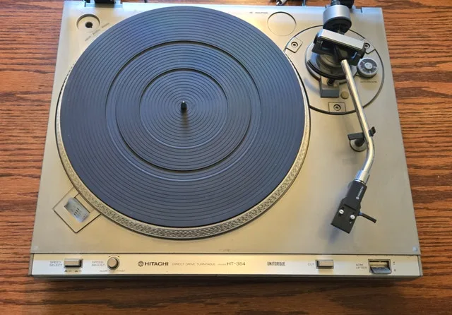 Hitachi HT-354 Turntable Record Player image indicator(2)