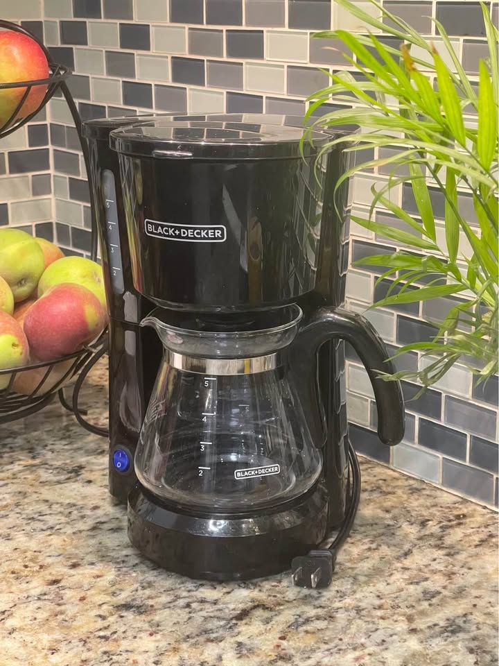 Black + Decker coffee machine ☕️ - photo 3