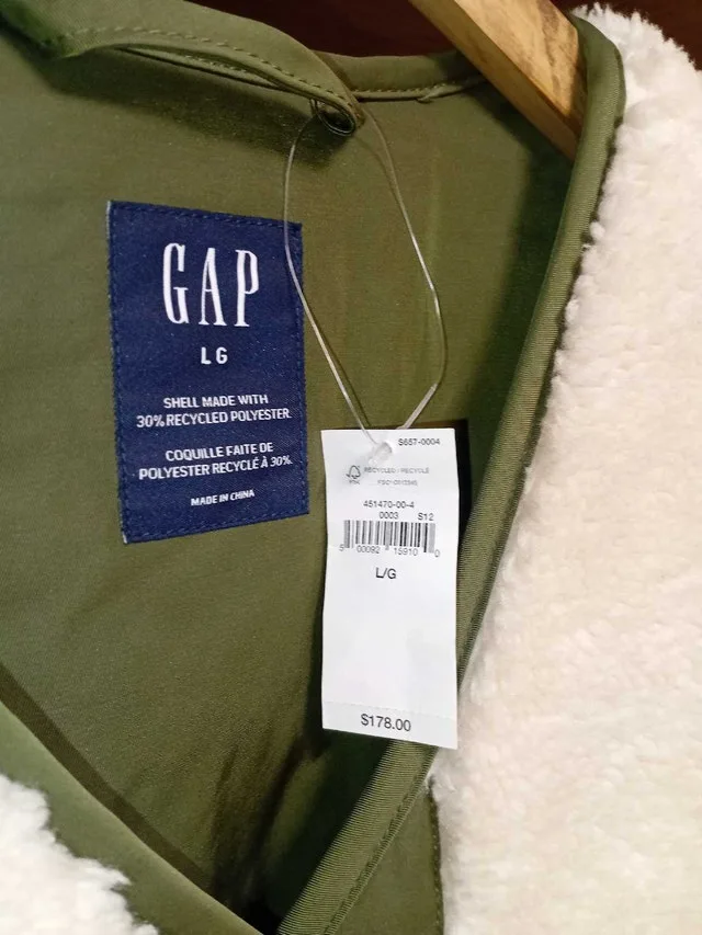 Brand new tags on Gap unisex jacket size large women ,men