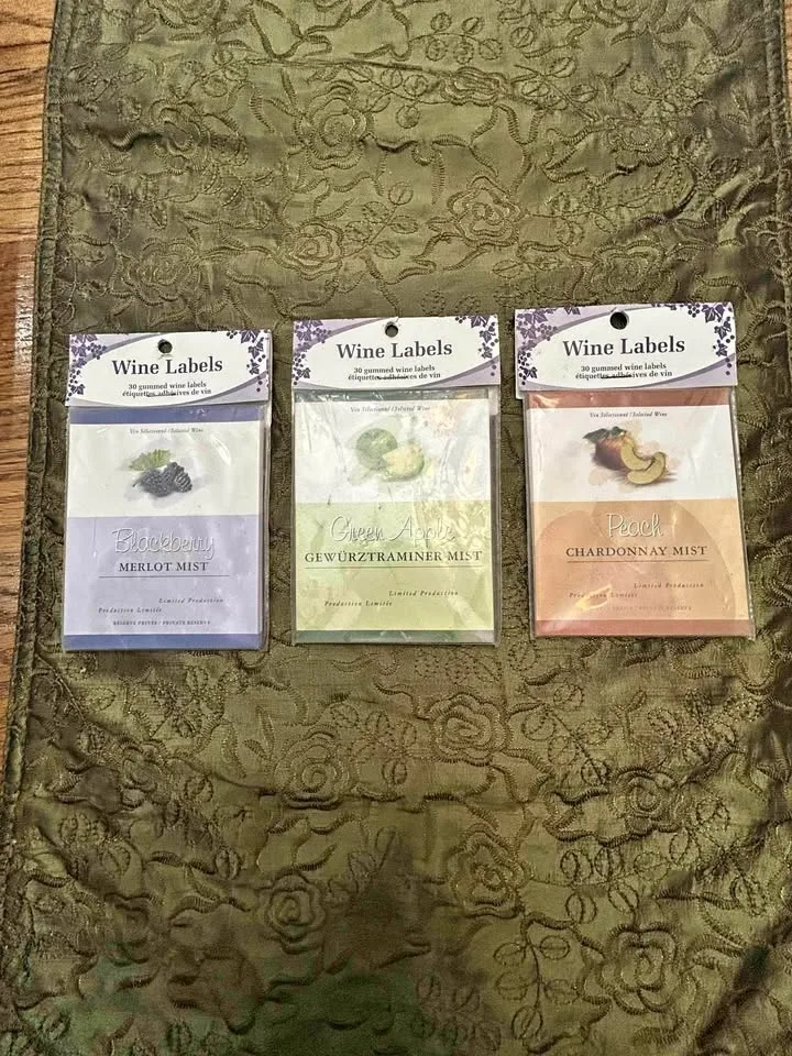 🍷 Wine Labels – 3 Packs (30 per pack)