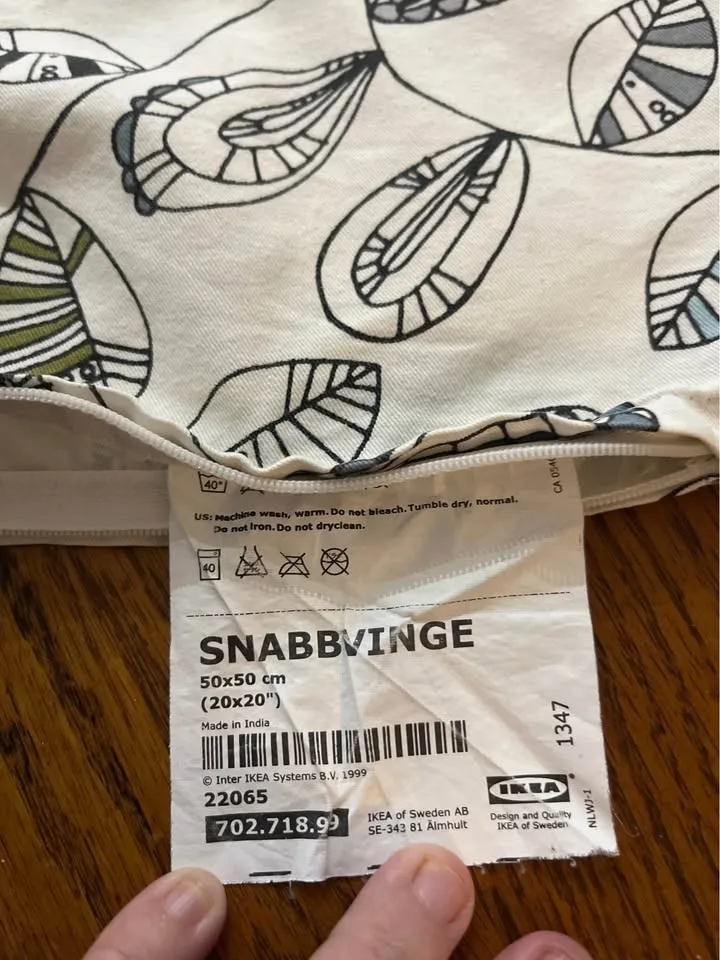 🛋️ 2 IKEA Throw Pillow Covers – 20”×20” – Orange + Botanical image indicator(4)