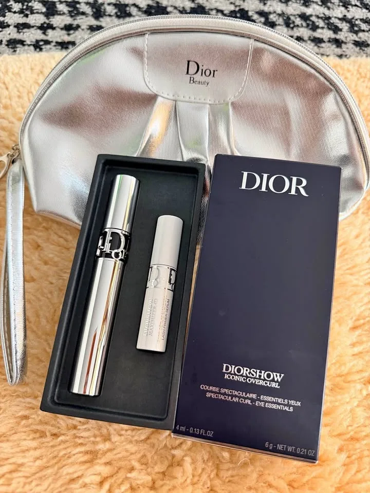 New DIORSHOW Mascara & Primer Set.Free Dior Makeup Pouch