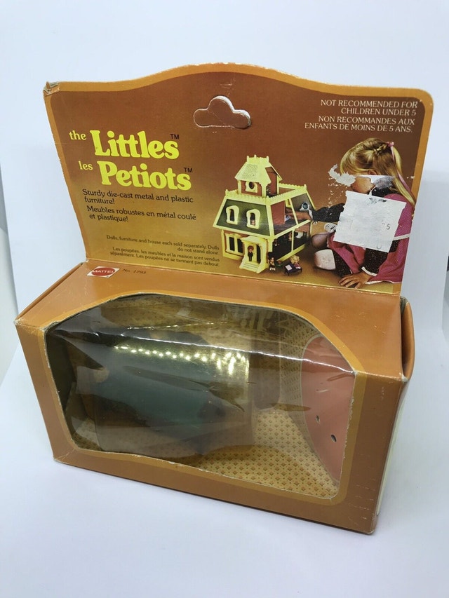 Vintage Mattel The Littles Hedy on her Blue Settee - Rare - photo 2