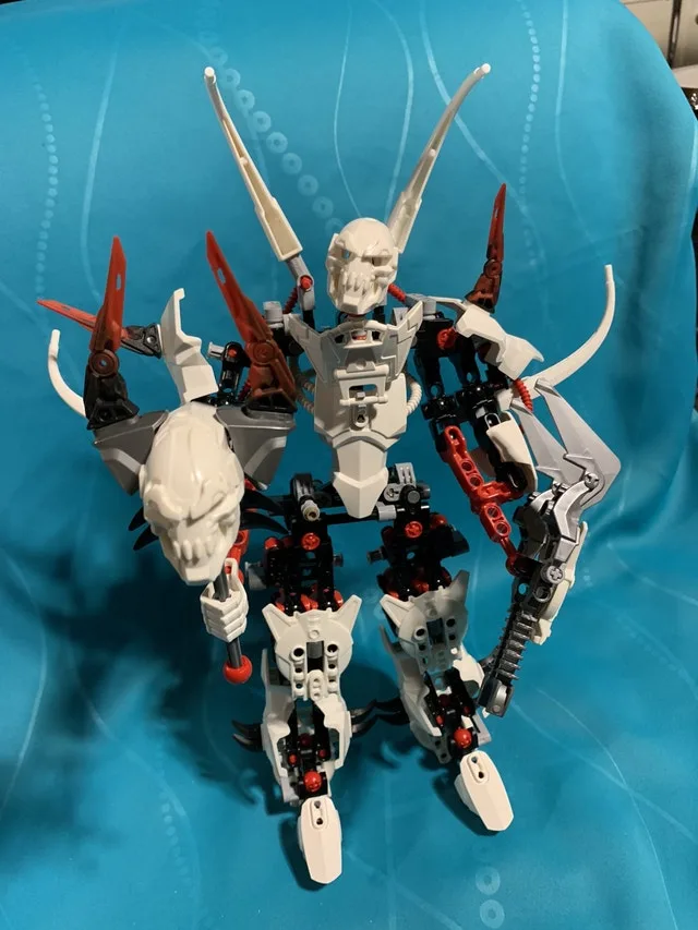 Huge lot of Hero Factory Lego and Bionicle image indicator(7)