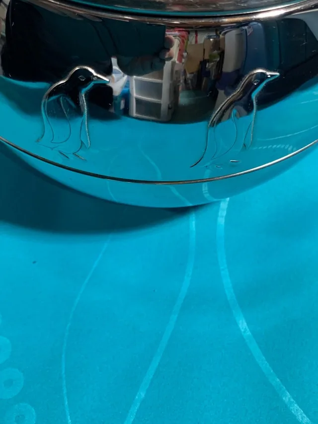 Vintage West Bend Penguin Hot-Cold Server Ice Bucket image indicator(3)