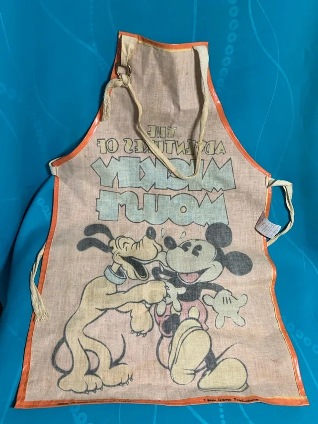 Vintage Disney Children’s Apron image indicator(2)