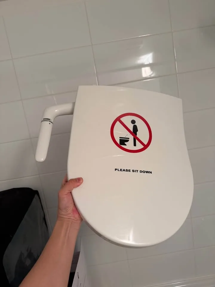 Rounded Bidet Kohler image indicator(6)