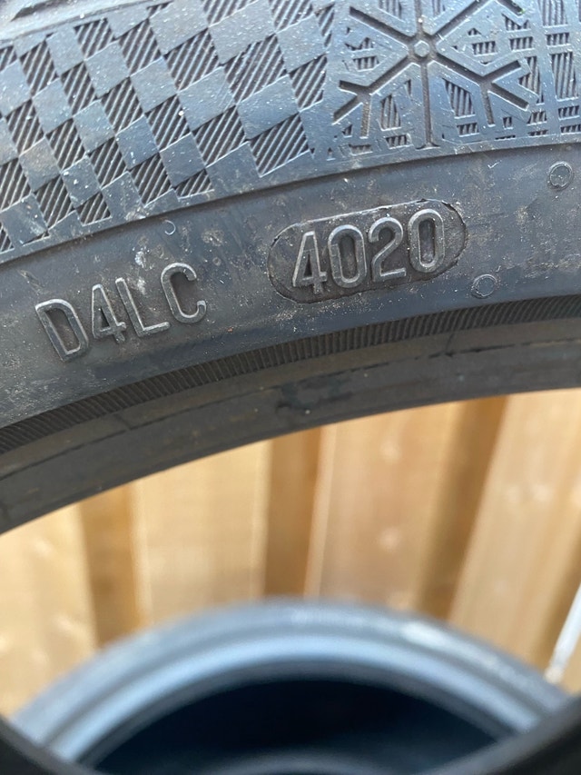 Continental winter contact 225/40R19 - photo 3