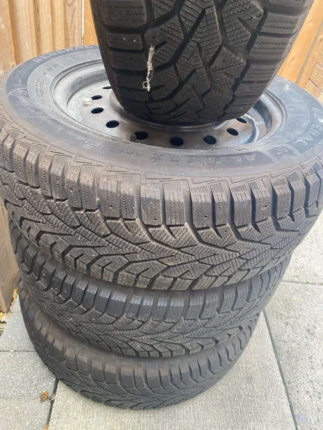 General Altimax ARCTIC 12 215/65R16 image indicator(5)