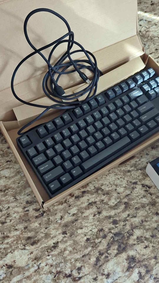 Mechanical keyboard with new keycaps