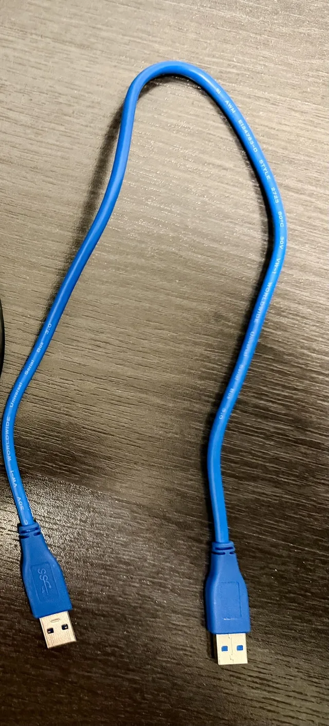 USB / USB 3.0 (male) to USB / USB 3.0 (male) cable