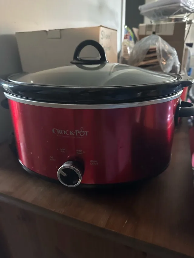 4 quart Crockpot