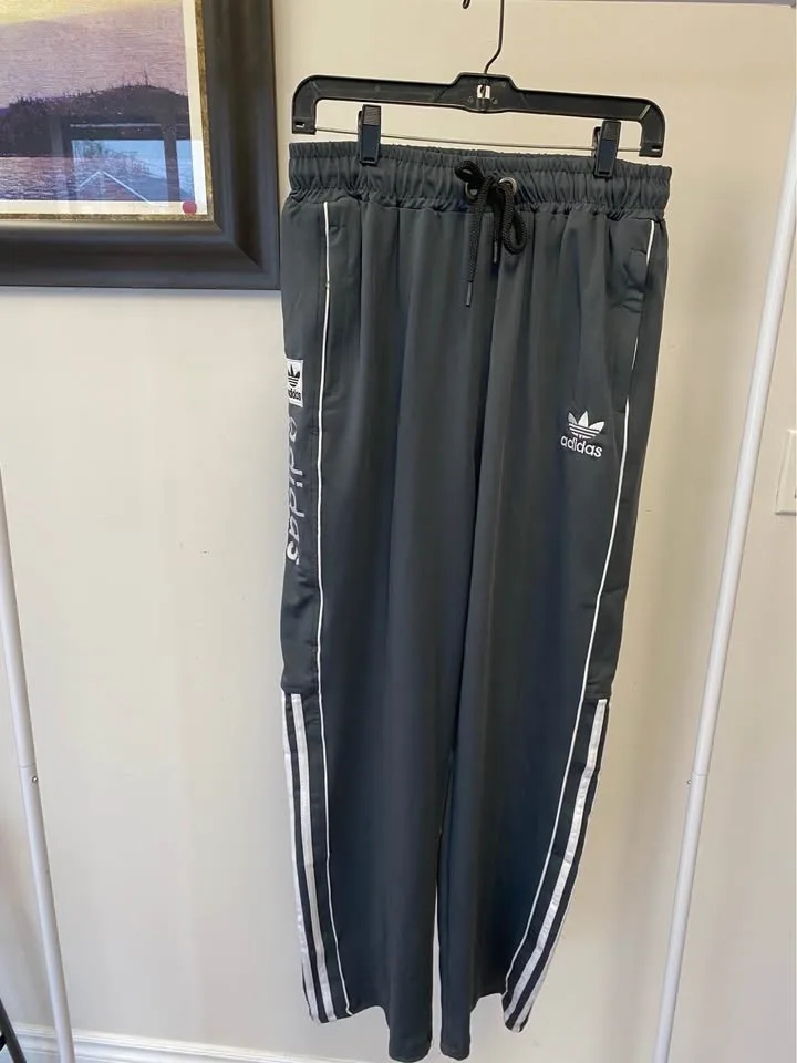 Buy any for 30$ image indicator(2)