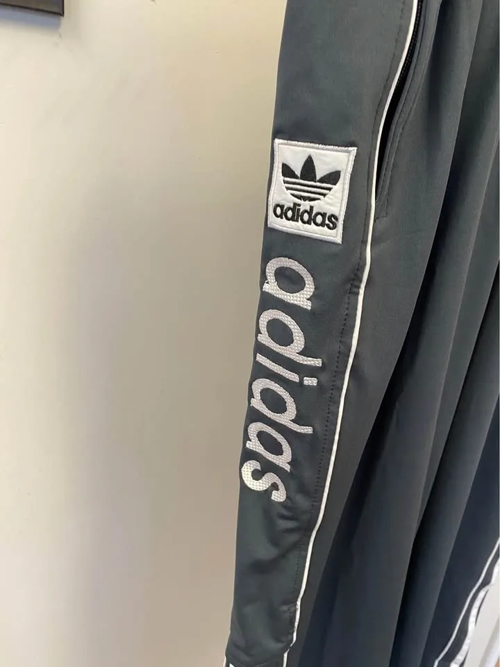 Buy any for 30$ image indicator(3)