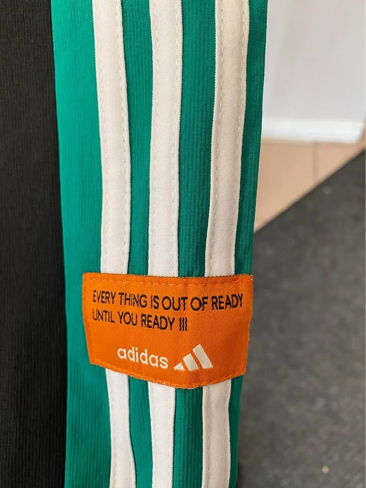 Buy any for 30$ image indicator(4)