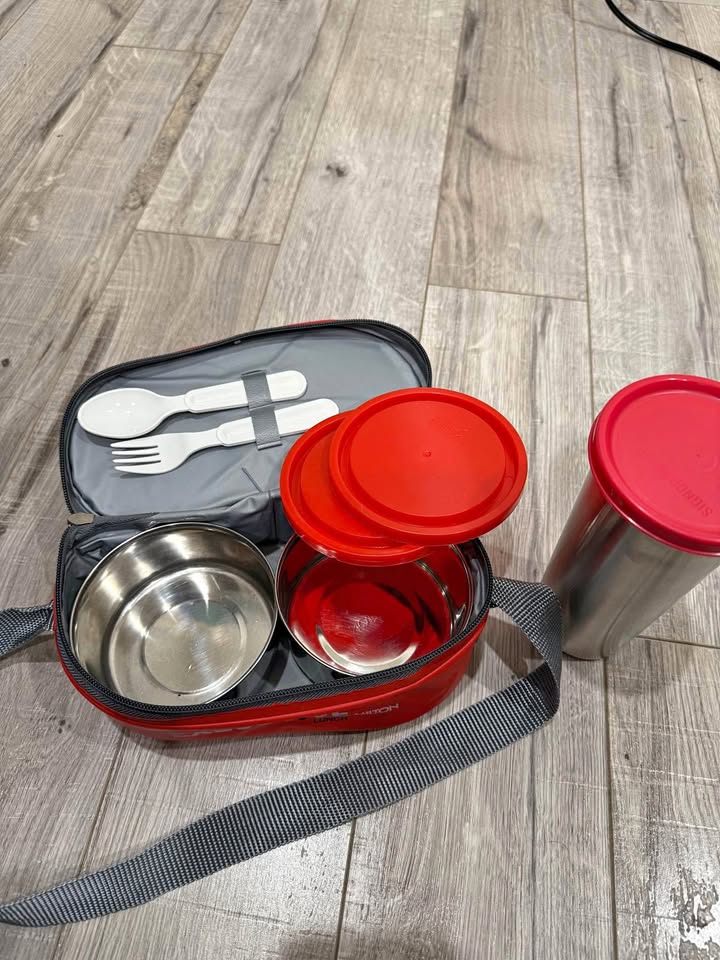 Lunch box
