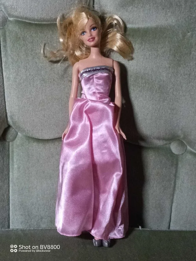 Barbie Dolls image indicator(2)