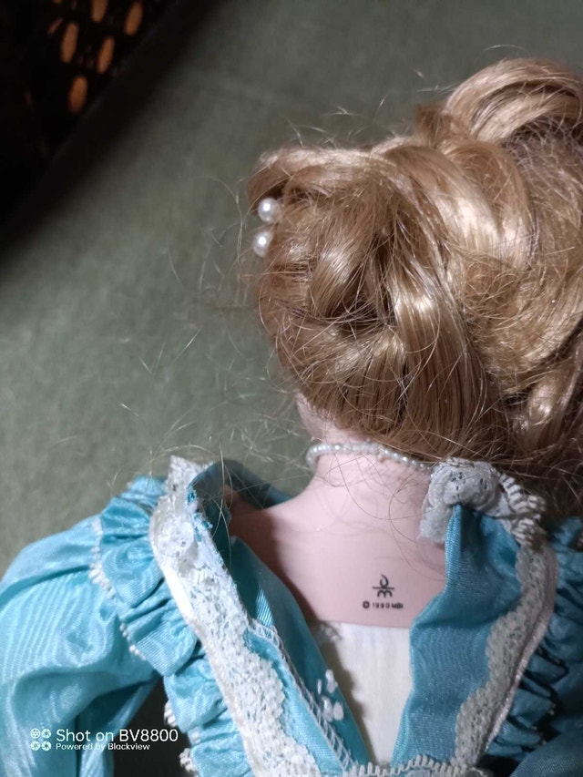 Porcelain Doll - photo 5