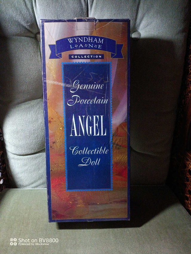 Wyndham Porcelain Doll - photo 5