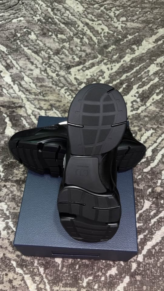 Dior B22 Black Reflective - photo 3