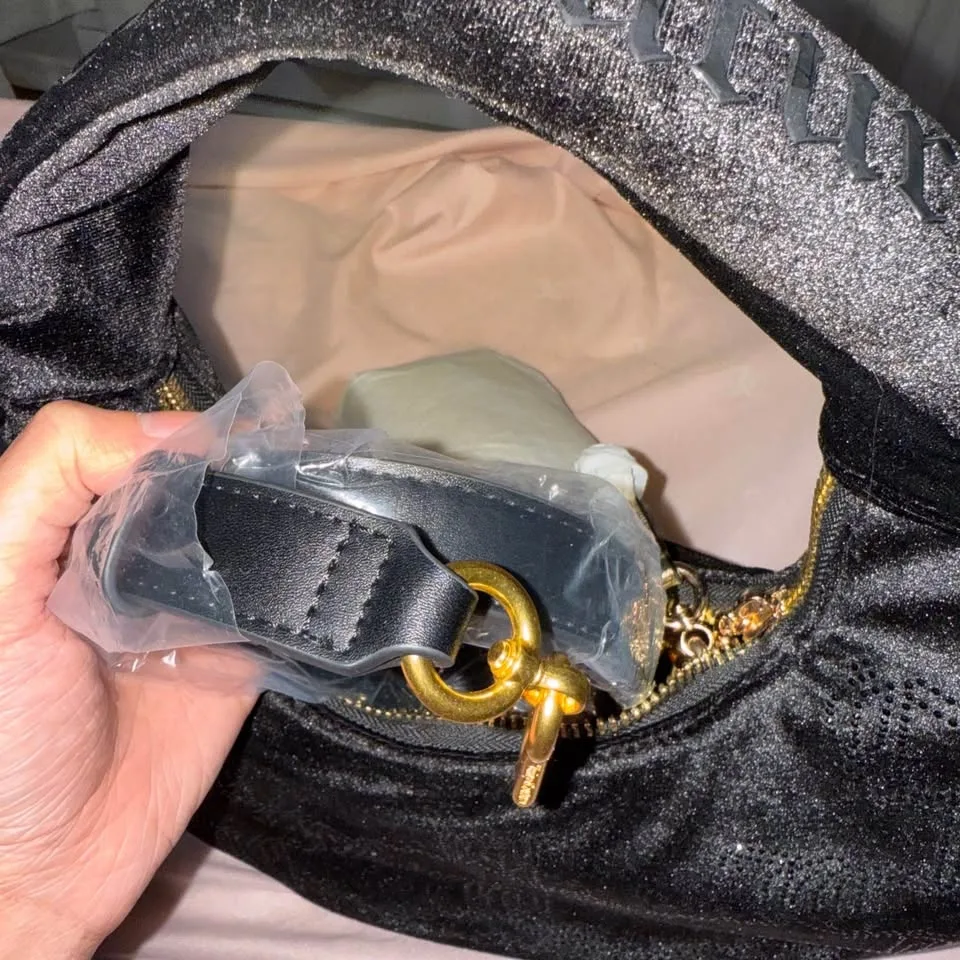 JUICY COUTURE UK HOBO BAG NEW WITH TAGS image indicator(5)