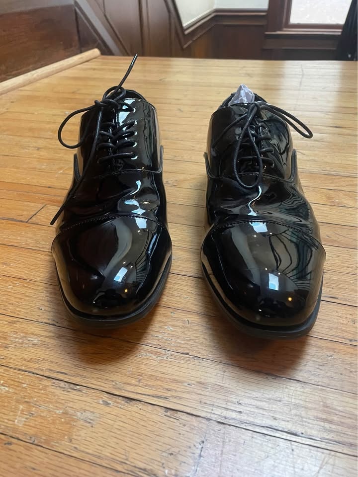 ✨ LIKE NEW! Men's Black Patent Leather Tuxedo Shoes - 9.5W - photo 3