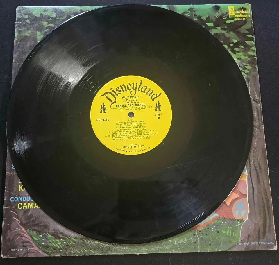 Disney Vinyl - Hansel & Gretel - Tested Works image indicator(3)