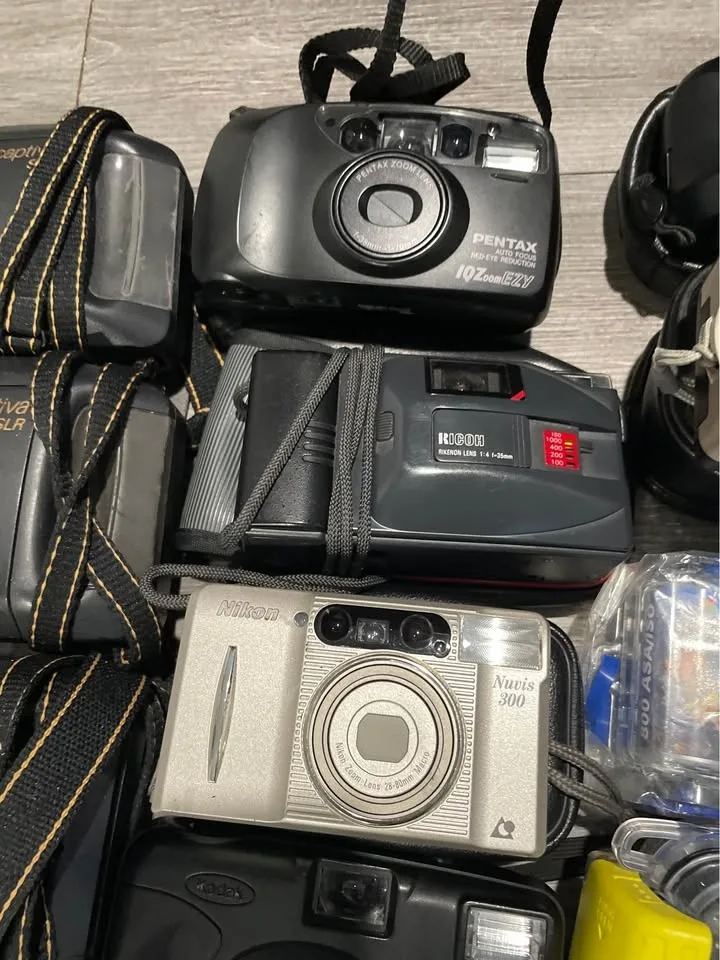 Camera lot! ( all must go! $200 OBO! ) image indicator(5)