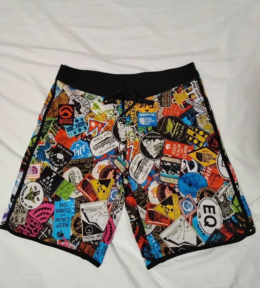 North Face Stickerbomb Shorts Season 17 image indicator(2)