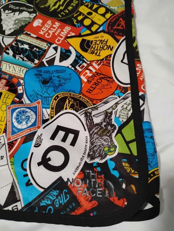 North Face Stickerbomb Shorts Season 17 image indicator(3)