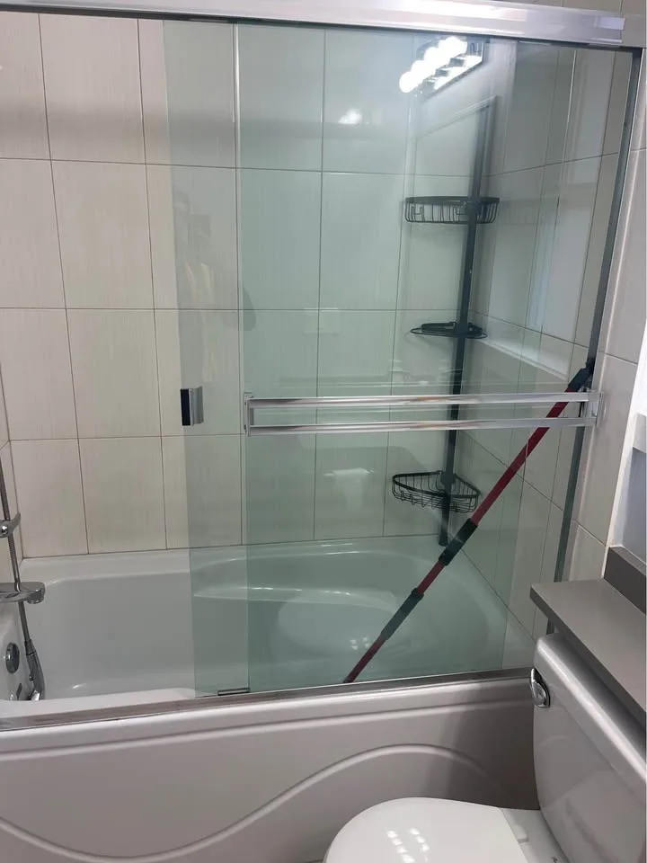 1 Bed 1 Bath - House image indicator(7)