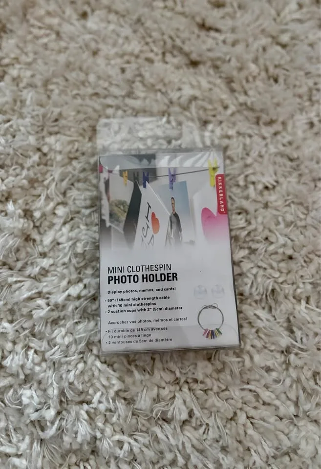 Mini Clothespin Photo Holder image indicator(2)