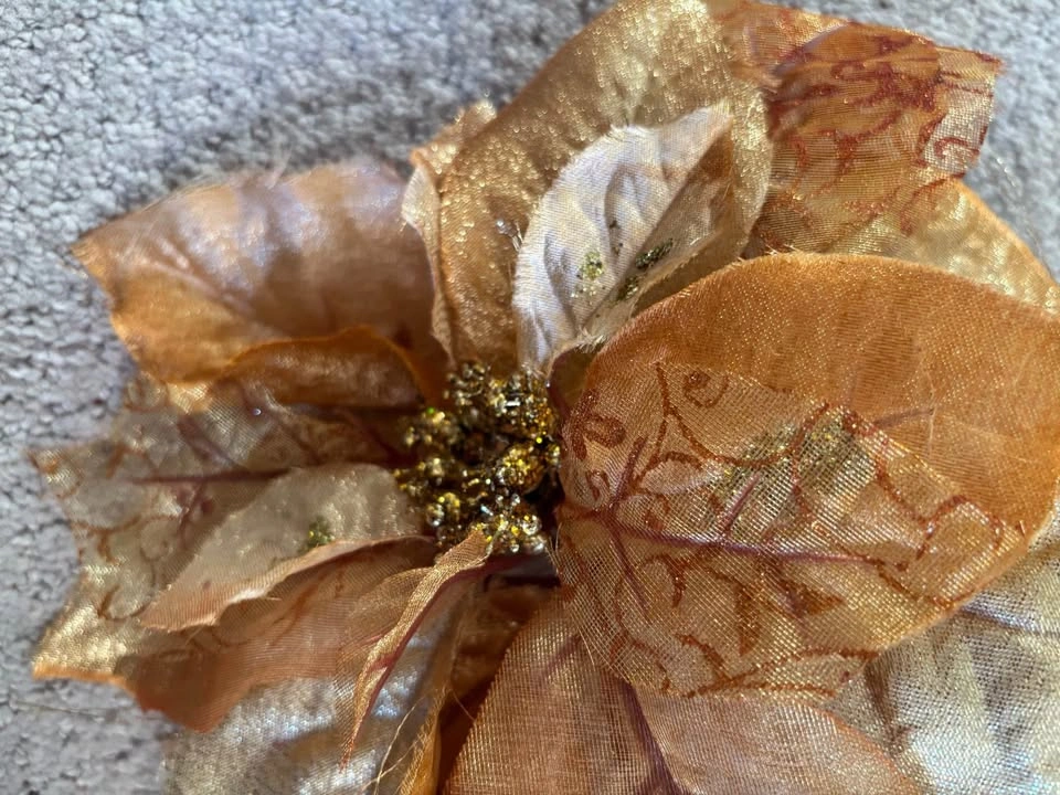 Artificial Poinsettia Bouquet - photo 4