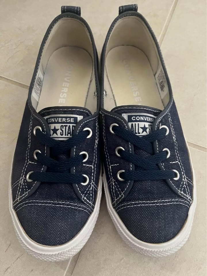 limited edition denim converse with heart 7.5 - photo 2