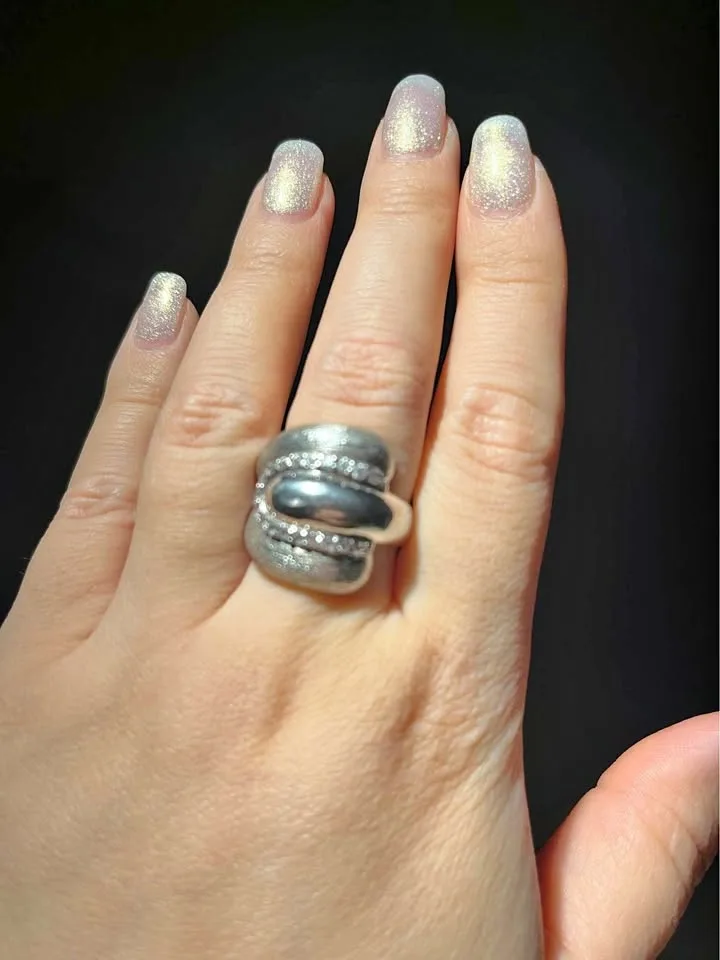 Silver ring with zircon size 7.5, 8