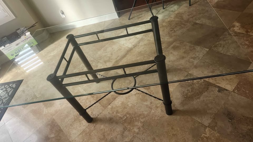Glass Table - photo 2
