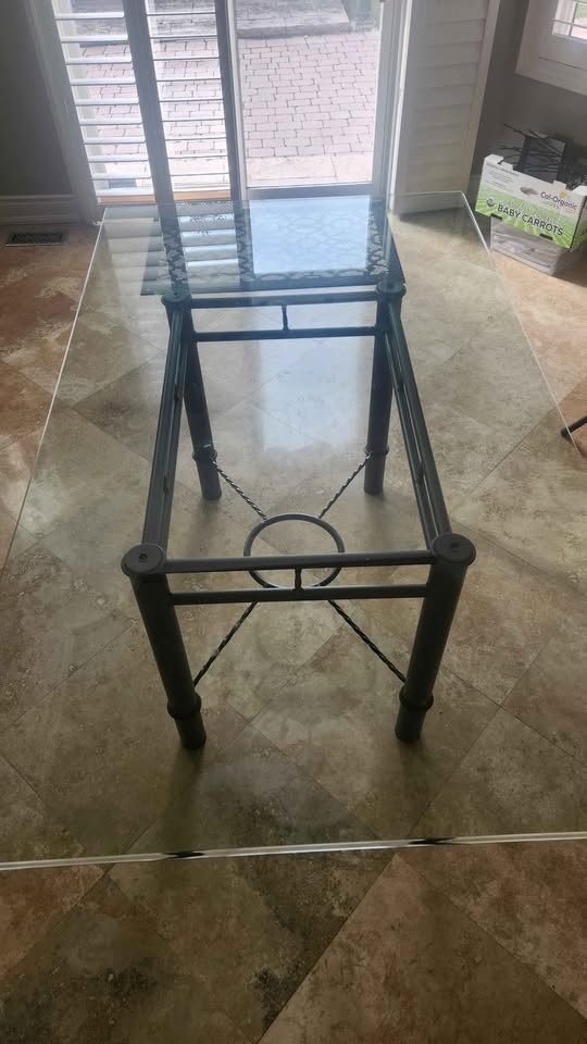 Glass Table - photo 4